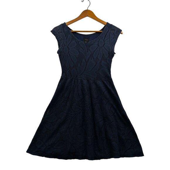 Anthropologie Deletta Navy Lace Overlay Dress Sleeveless Fit & Flare Lined Sz XS - Picture 2 of 8